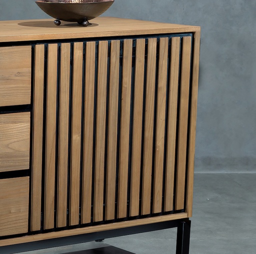 Lines Sideboard