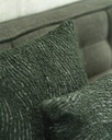 21308_Wave_cushion_forest_square_21320_Wave_cushion_forest_lumbar_20255_20256_N701_sofa_moss_det_WEB.jpg